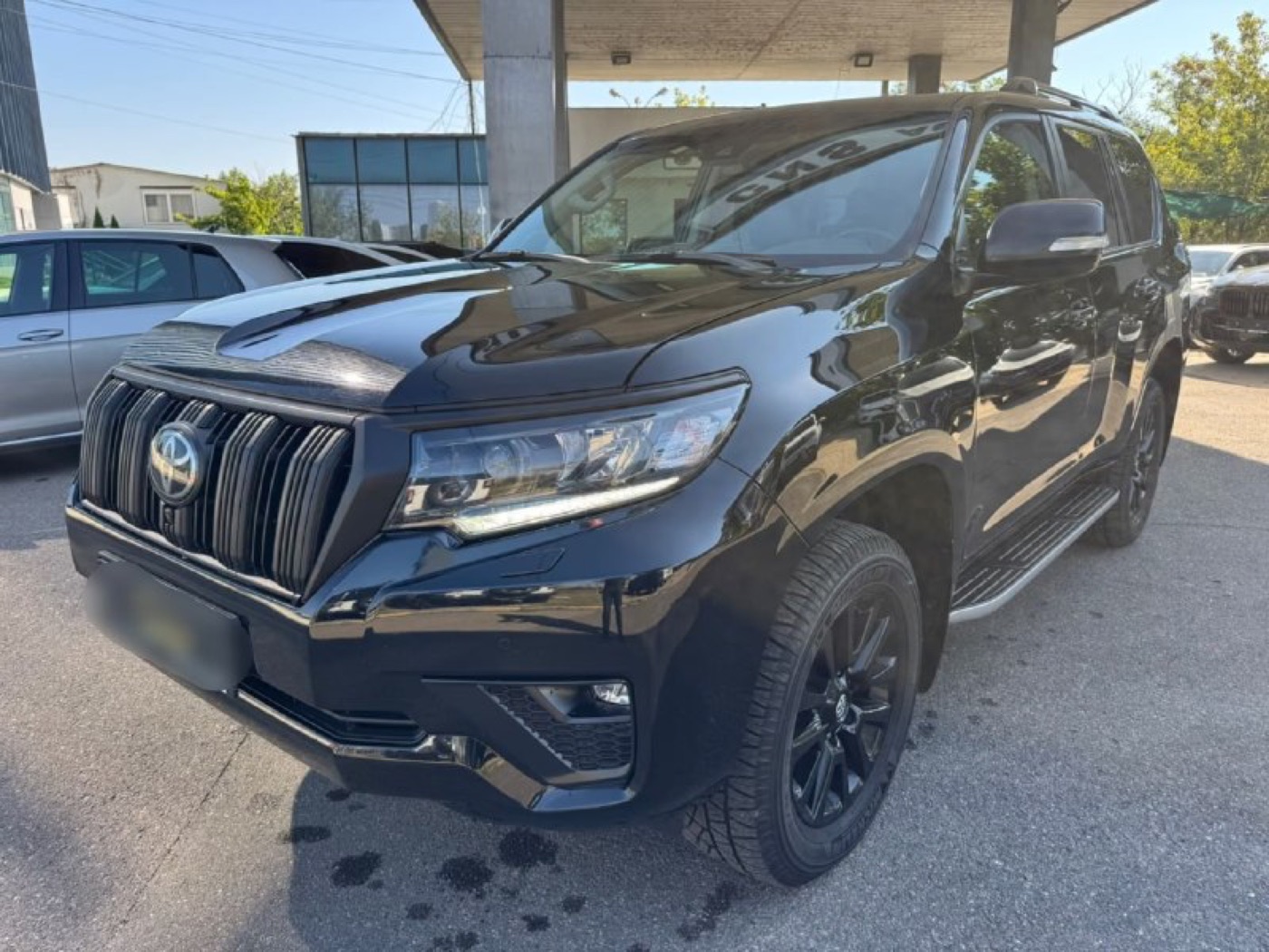 Toyota Land Cruiser 150 · 2023
